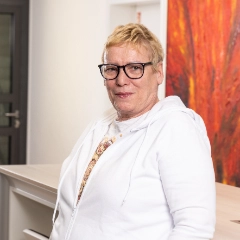 Christel Dell